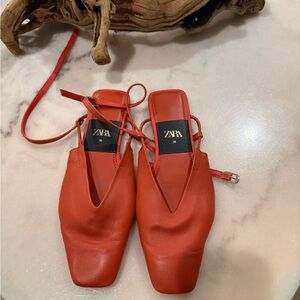Zara Women's Orange Leather Flats